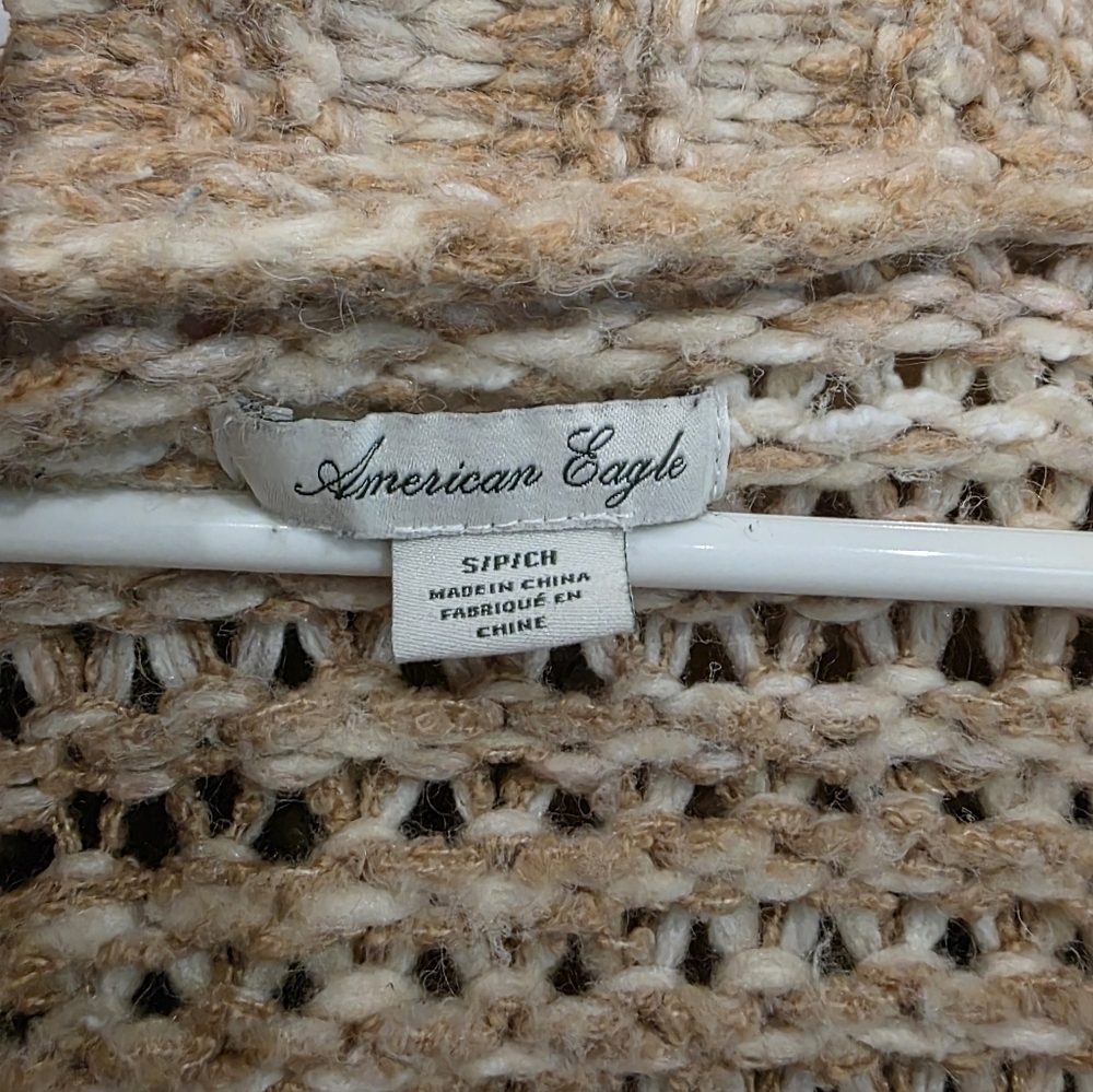 American Eagle Chunky Oversized Knit Cardigan Size Small - Picture 2 of 4